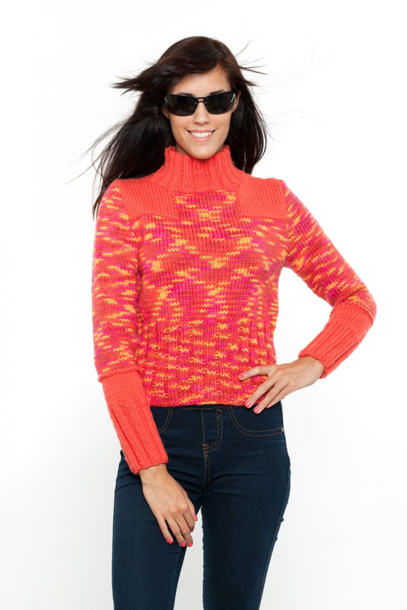 свитера, связанные из ниток Inca Colors