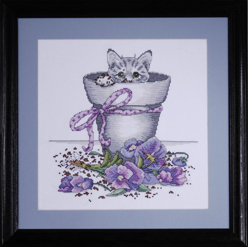 2545 Flowerpot Kitty (Котенок в горшке), Design Works, набор для вышивания