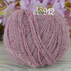 912 запорошена троянда