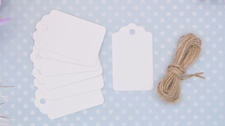 Картонні Бірки білі 30*50мм, фігурний верх, 10 шт+мотузка