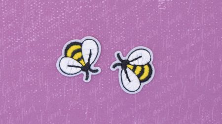 Термо-аплікація нашивка для одягу Бджола маленька, 2 шт