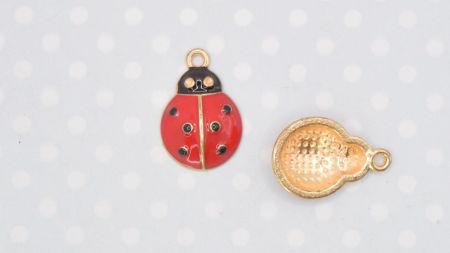 Кольорова підвіска, шарм жук Сонечко червоне, з емалевим покриттям, 1 шт