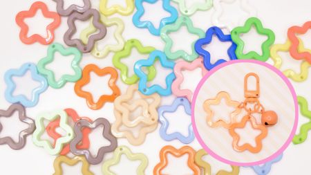 Акрилова зірка 30 мм для обвісів у стилі Kidcore та Y2K, 30 мм , кольоровий мікс, 1 шт випадковий колір