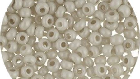 Бисер цветной мелованный16150