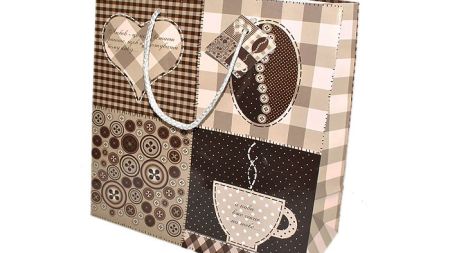 Подарочные пакеты и коробочки12902