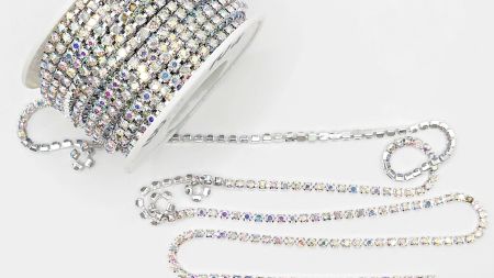 Ланцюг срібний з прозорими блискучими стразами , 10 сантиметрів SS-12-В , колір C1301-Crystal AB, 10 см