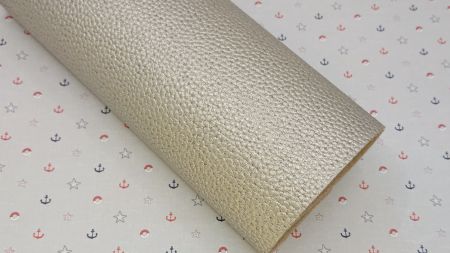 Штучна шкіра для рукоділля , середньозерниста, А4 колір Сірий металік, 1 шт