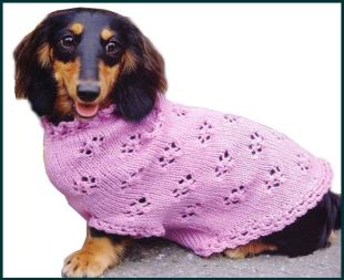 Безрукавка с ажурным узором