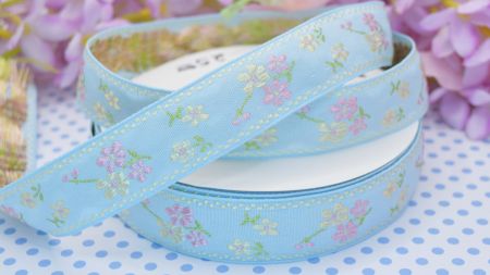 Гобеленова стрічка з орнаментом Блакитна з рожево-жовтими квітами, 25 мм , 1 м.
