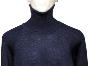 Мужской спортивный свитер