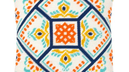 Набір для вишивання подушки напівхрестиком 40х40 см V538 Прозорість дня - Чарівниця