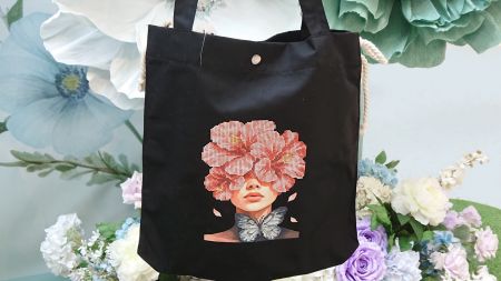 Пошита Эко-Сумка , шопер з малюнком під вишивку Дівчина-мальва ШП-1-081 Чорний, Кольорова