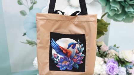 Пошита Эко-Сумка , шопер з малюнком під вишивку Зимородок та квіти ШП-2-070 Кавовий з чорною кишенею, Кольорова