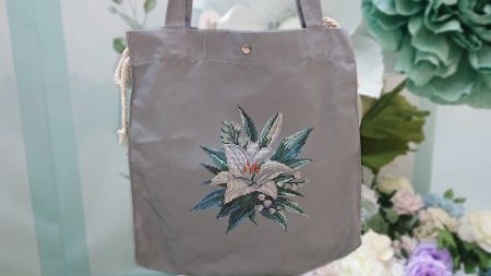 Пошита Эко-Сумка , шопер з малюнком під вишивку Лілея ШП5-067 Сірий, Кольорова