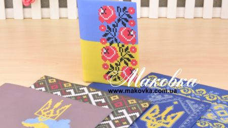 Обкладинки на паспорт під вишивку17412