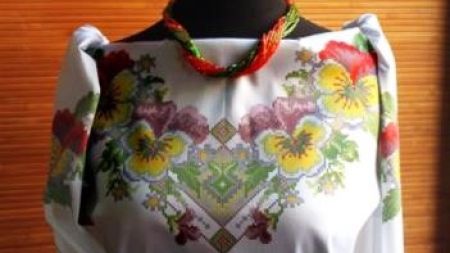 Вышиванки женские21260