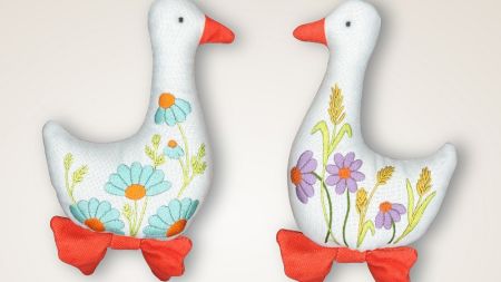 Набір для вишивання нитками декоративними швами іграшок М-0339 Гусочки, 2 шт ВДВ