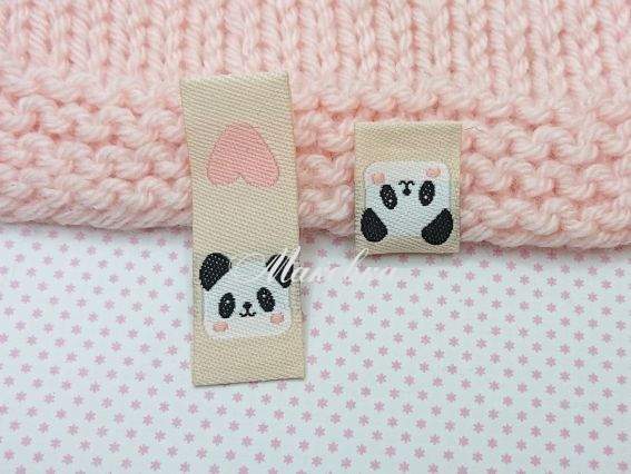 Нашивка жакардова Голова Панди та сердечко , світло персикова , 2шт