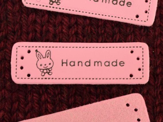 Нашивка шкіряна Hand Made Зайчик РОЖЕВА , 50х15мм, 1 шт