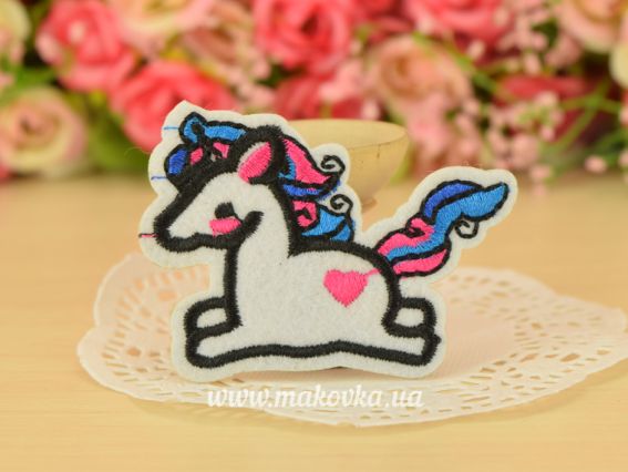 Термо-аппликация Единорог 4,7х6,5 см, 1 шт Термо-аппликация Единорог 4,7х6,5 см, 1 шт