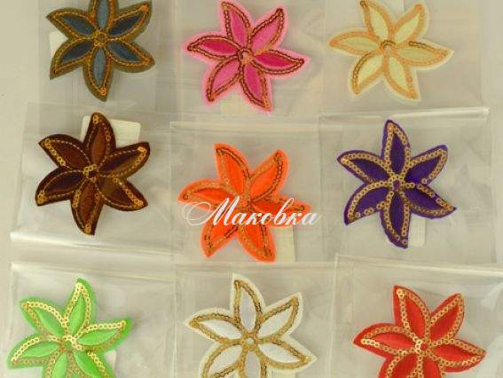 Клеевая Термо-аппликация СТРА с окаймлением пайетками , 6,5 см, цвет на выбор