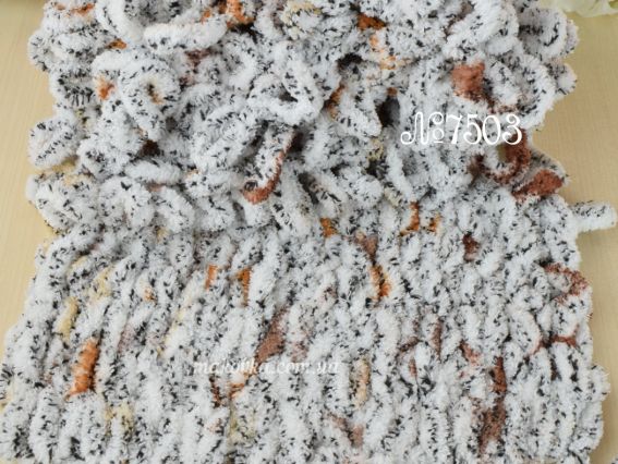 PUFFY color Alize пряжа 7503 білий з чорними цяточками та коричневим