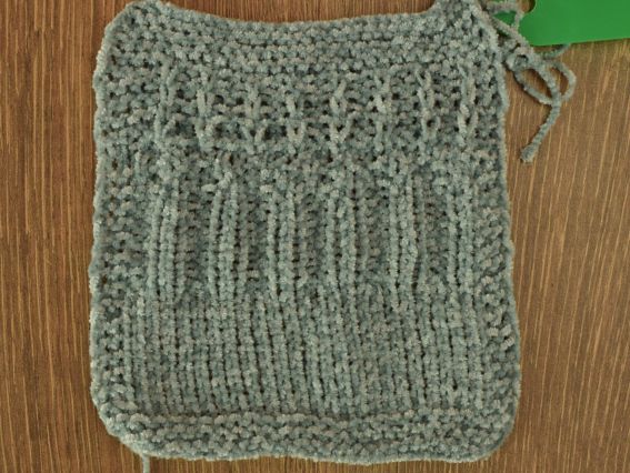 Пряжа Пафі Аванті Puffy Avanti тонкі  велюрові плюшеві нитки для в'язання