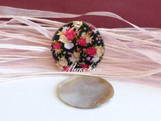 Подвеска из ракушки 30 мм круглая №06, с напечатанным узором