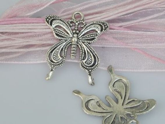 Подвеска Бабочка большая 24х27 мм, античное серебро, 30 шт Подвеска Бабочка большая 24х27 мм, античное серебро, 30 шт