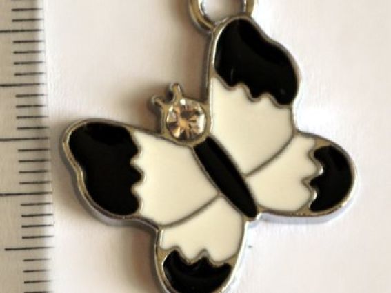 Подвеска Бабочка черная с камушком Подвеска Бабочка черная с камушком