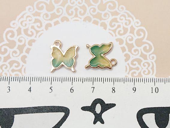 Кольорова підвіска, шарм Метелик Жовто-Зелений, з кольоровими крилами, 1 шт