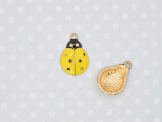 Подвеска цветная Божья коровка большая желтая, эмаль