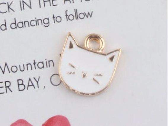 Подвеска цветная Кот, (голова) , эмаль, №1, белый , 1 шт