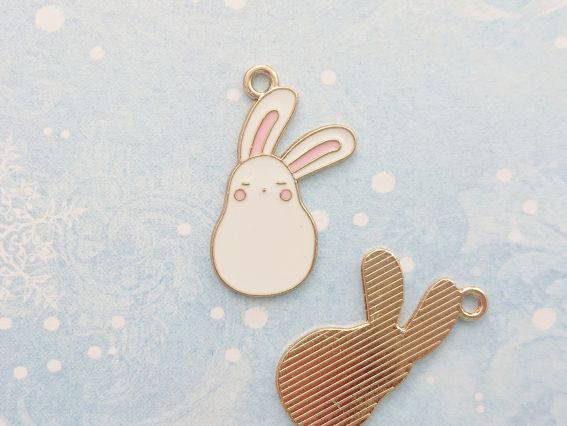 Подвеска цветная Кролик №1 сидящий белый, эмаль