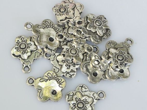 Бижутерная подвеска Цветок №7 двухсторонний, античное серебро, 1 шт