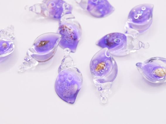 Подвеска - кулон Ракушка прозрачная Фиолетовая с натуральной ракушкой внутри