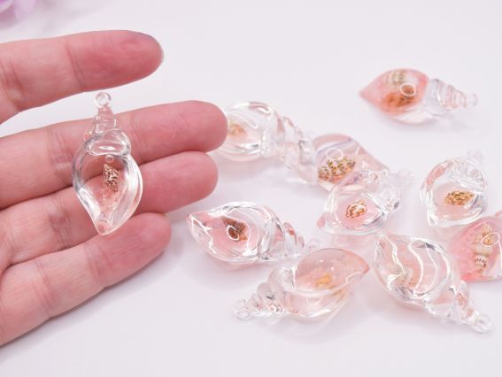 Смоляний кулон Ракушка прозора Світло-Рожева із натуральною мушлею у середині, розмір 39 мм
