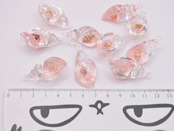 Смоляний кулон Ракушка прозора Світло-Рожева із натуральною мушлею у середині, розмір 39 мм
