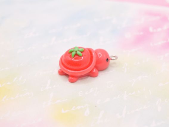 Підвіска , кулон Черепашка  Червона з помідоркою 28мм, для обвісів у стилі Kidcore та Y2K, полімерна смола 