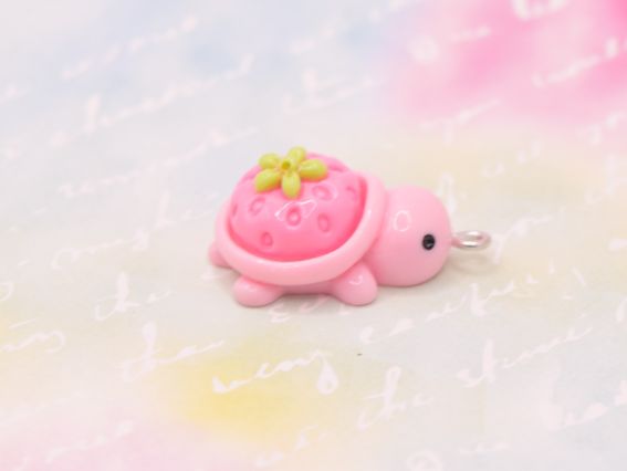 Підвіска Черепашка Рожева полуниця 28мм 