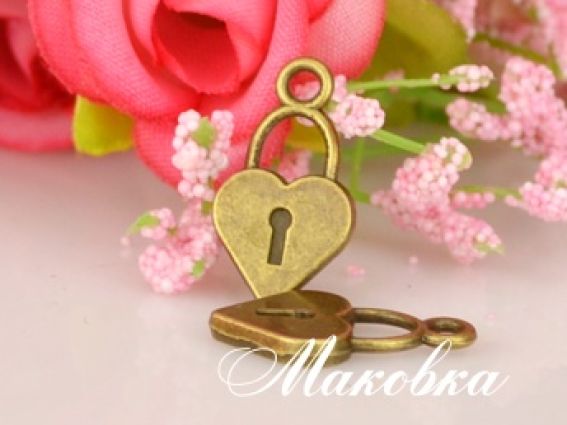 Подвеска Замок №8 в форме сердечка, античная бронза, 1 шт Подвеска Замок №8 в форме сердечка, античная бронза, 1 шт