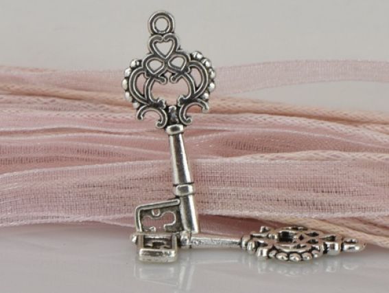 Подвеска Ключ ажурный №6, античное серебро, 1 шт Подвеска Ключ ажурный №6, античное серебро, 1 шт