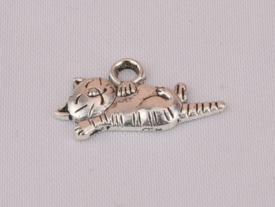 Подвеска Кот №7 лежащий на спине, 19,7х8,5 мм, античное серебро, 1 шт Подвеска Кот №7 лежащий на спине, 19,7х8,5 мм, античное серебро, 1 шт