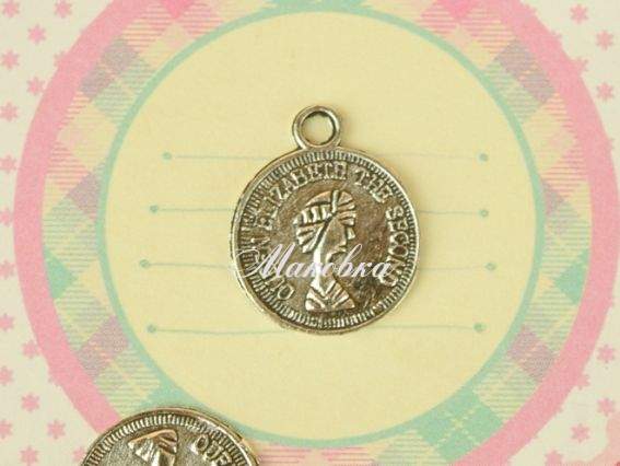 Подвеска монета монета Королева Элизабета-II, 13х17мм античное серебро, 1 шт