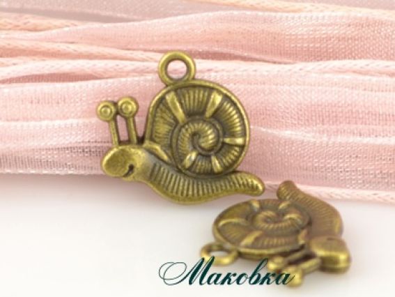 Біжутерна підвіска Равлик №3, антична бронза