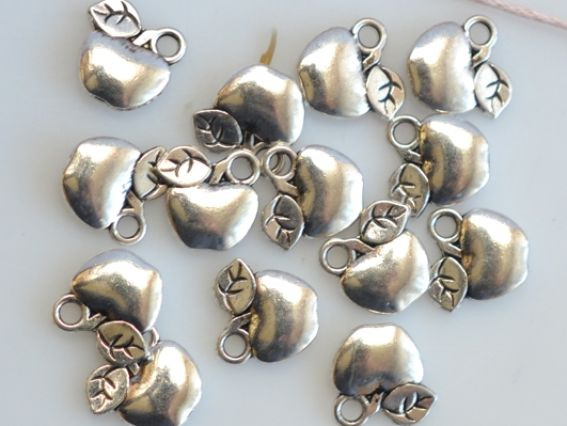 Подвеска Яблочко, античное серебро, 50 шт Подвеска Яблочко, античное серебро, 50 шт