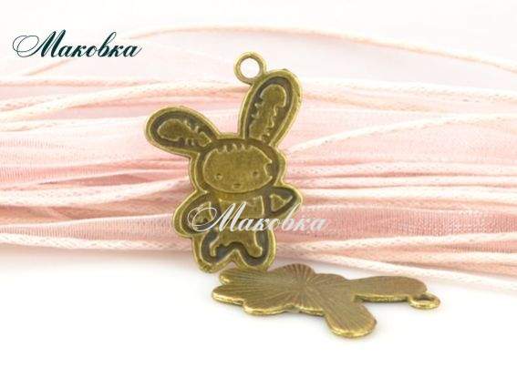 Подвеска Зайчик 19х27 мм античная бронза, 1 шт