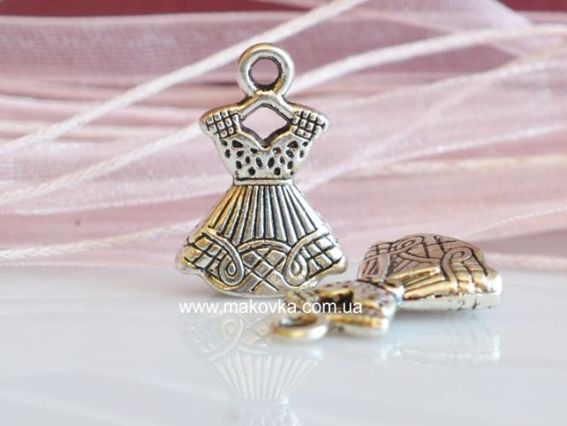 Підвіска Сукня №2, античне срібло