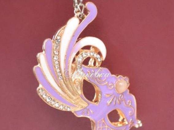 Кулон Маска, с камнем кошачий глаз, сиреневый Кулон Маска, с камнем кошачий глаз, сиреневый