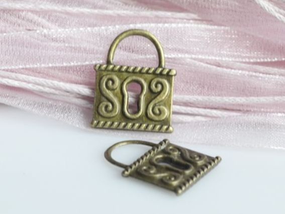 Подвеска Замок №3 большой, античная бронза, 50 шт Подвеска Замок №3 большой, античная бронза, 50 шт